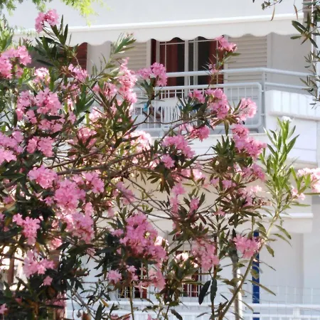 Antigona-Levanta Aparthotel *